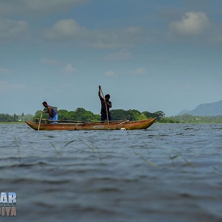 Lake Near Yala Tissamaharama Zewnętrze zdjęcie